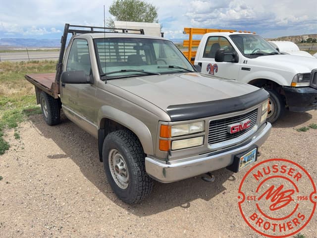 Image of GMC 2500 equipment image 2
