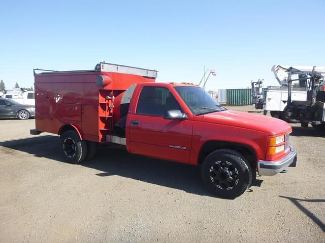 Image of GMC 3500 equipment image 1