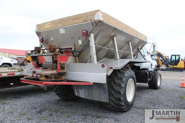 Image of GMC 7500 equipment image 2