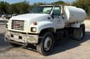 1999 GMC 7500 Image