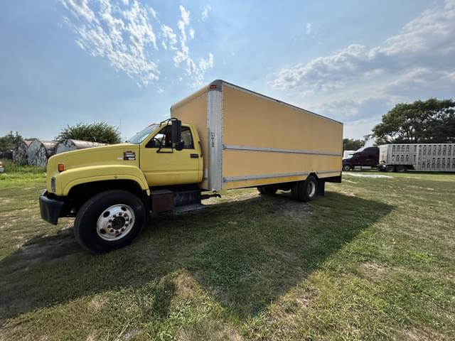 Image of GMC C6500 equipment image 1