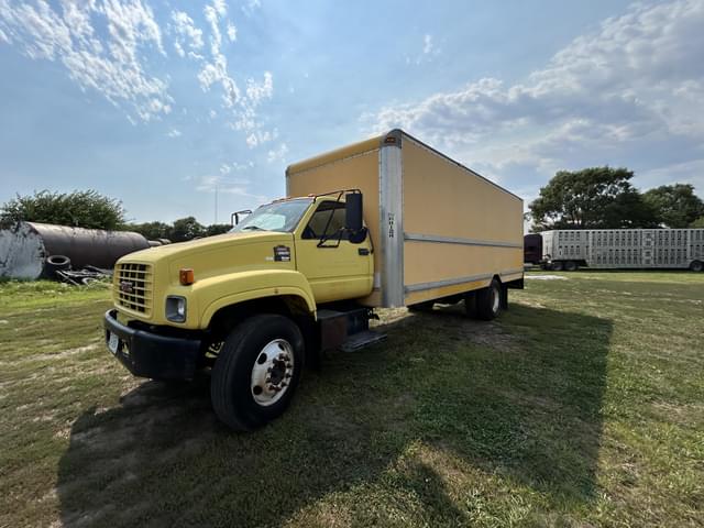 Image of GMC C6500 equipment image 2