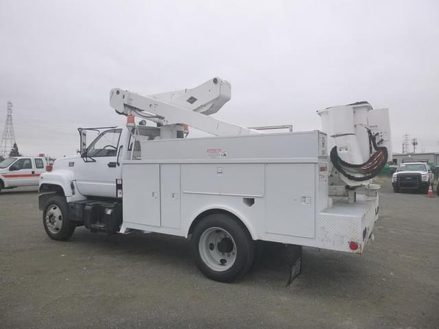 Image of GMC C6500 equipment image 3