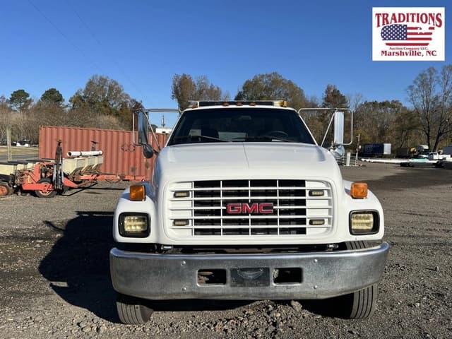 Image of GMC C6500 equipment image 2