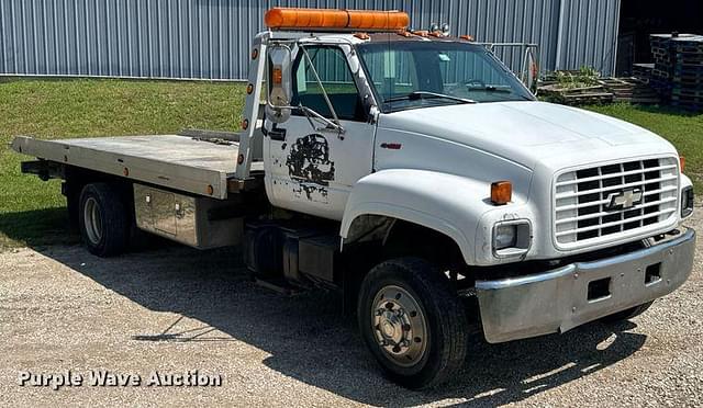Image of GMC C6500 equipment image 2