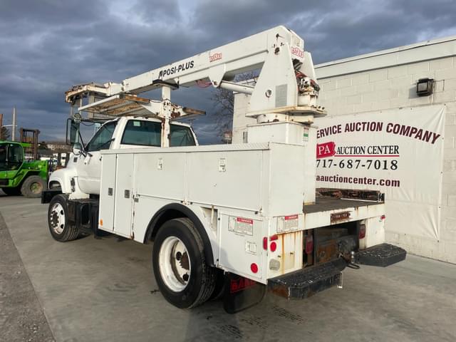 Image of GMC C6500 equipment image 3