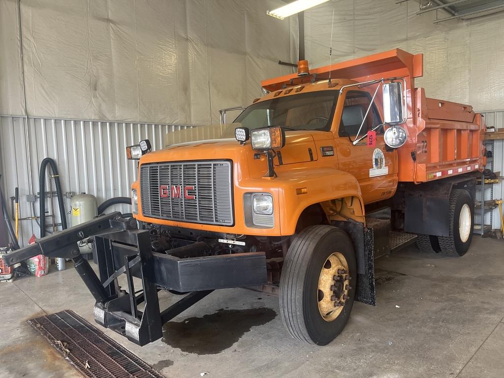 Image of GMC C7500 Primary image