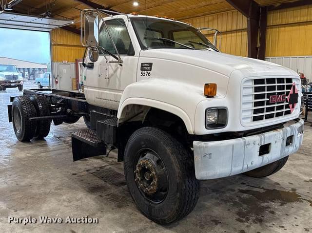 Image of GMC C7500 equipment image 2