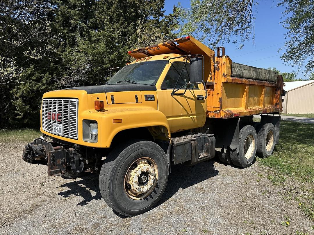 Image of GMC C8500 Primary image
