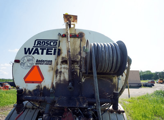Image of GMC C8500 equipment image 4