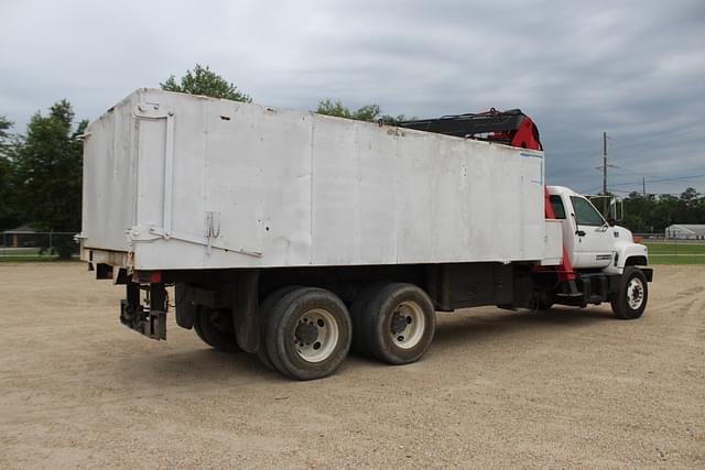 Image of GMC C8500 equipment image 4