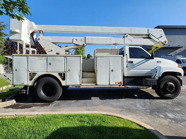 Image of GMC C6500 equipment image 4