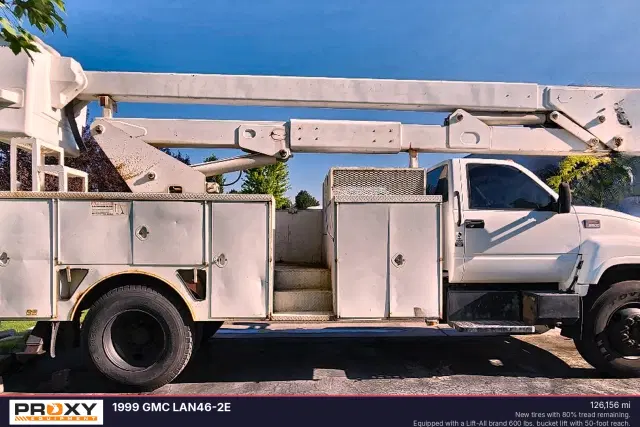 Image of GMC C6500 equipment image 2