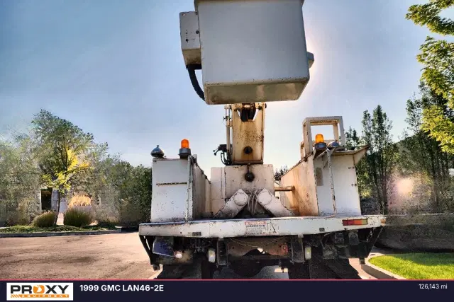Image of GMC C6500 equipment image 4