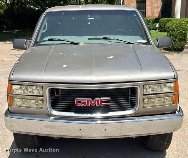 Image of GMC 2500 equipment image 1
