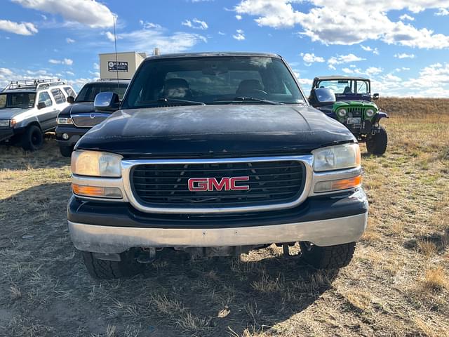 Image of GMC Sierra equipment image 1