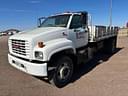 1999 GMC TC7H042 Image
