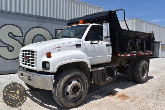 Image of GMC Topkick C7500 equipment image 2
