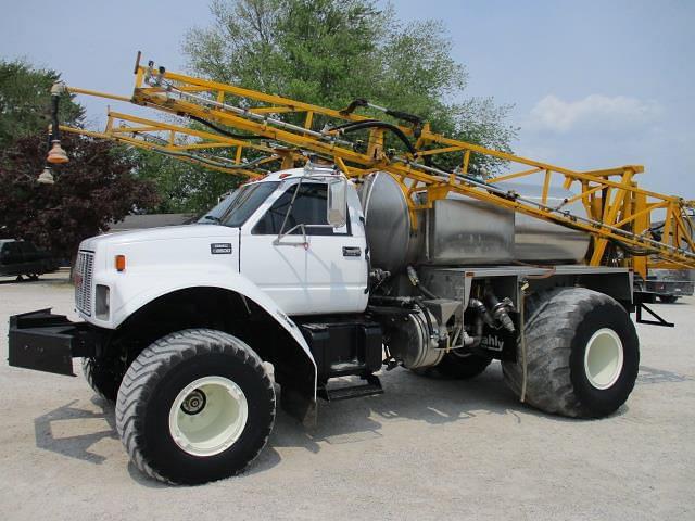 1999 GMC C8500 Equipment Image0