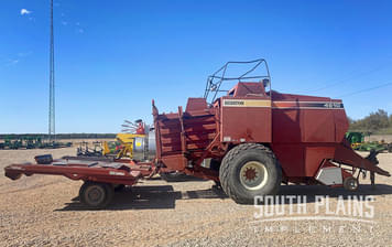 Main image Hesston 4910