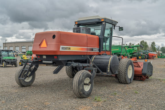 Image of Hesston 8450 equipment image 4