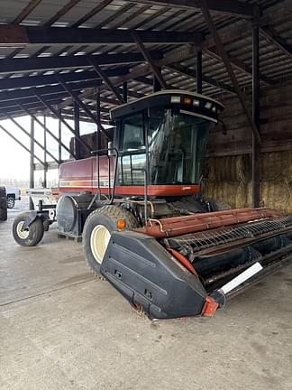 Image of Hesston 8450 equipment image 4