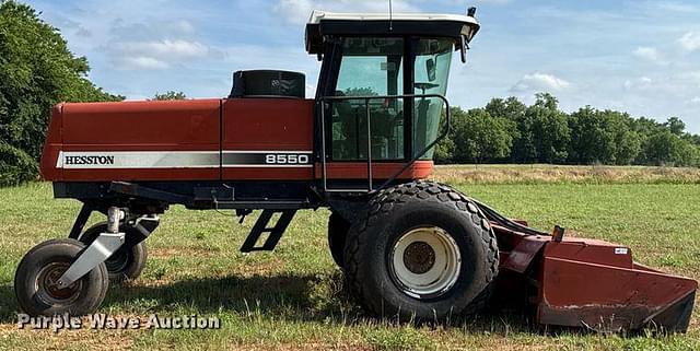 Image of Hesston 8550 equipment image 3