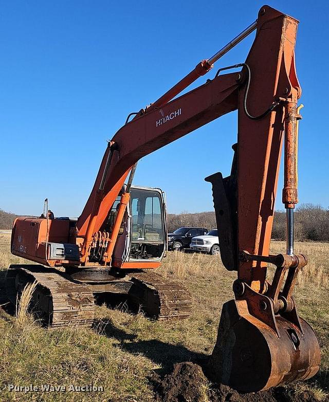 Image of Hitachi EX160LC equipment image 2