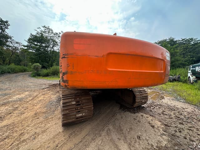 Image of Hitachi EX330LC-5 equipment image 3