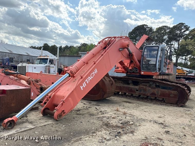 1999 Hitachi EX750-5 Equipment Image0
