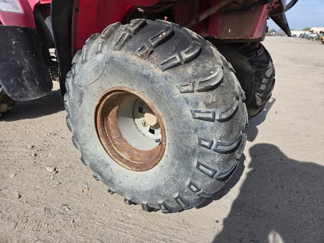 Image of Honda Fourtrax 300 equipment image 4