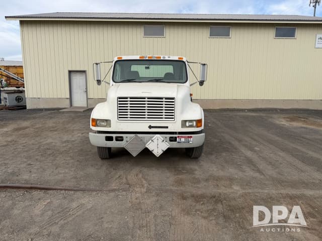 Image of International 4700 equipment image 3