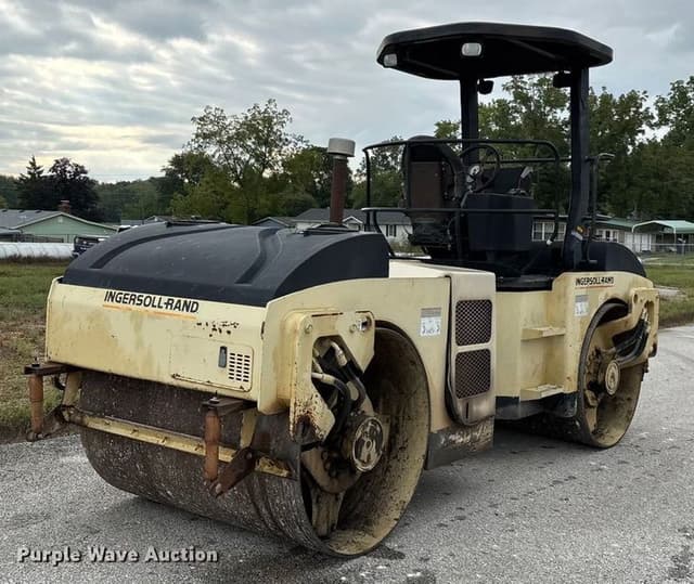 Image of Ingersoll Rand DD70 equipment image 4