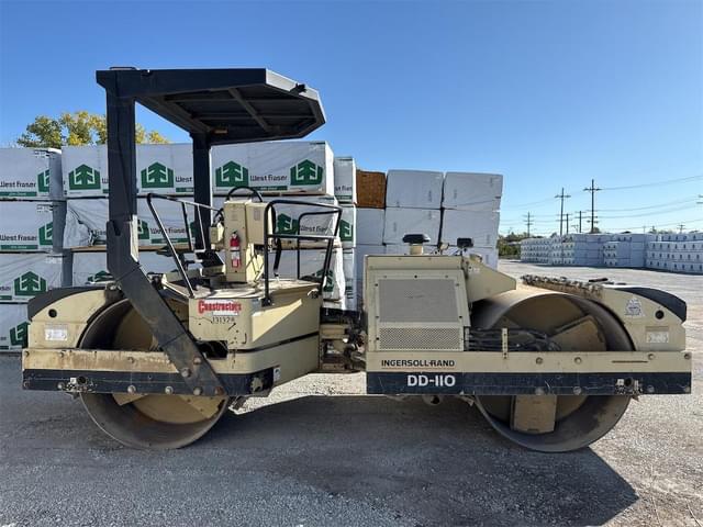 Image of Ingersoll Rand DD110 equipment image 3