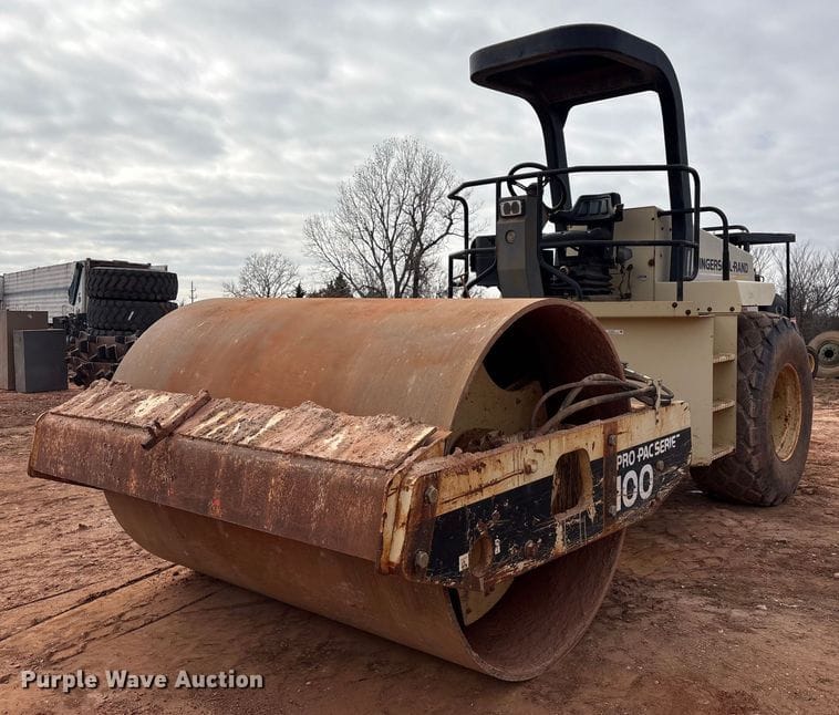 1999 Ingersoll Rand SD-100D Equipment Image0