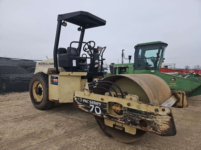 Image of Ingersoll Rand SD70 equipment image 3