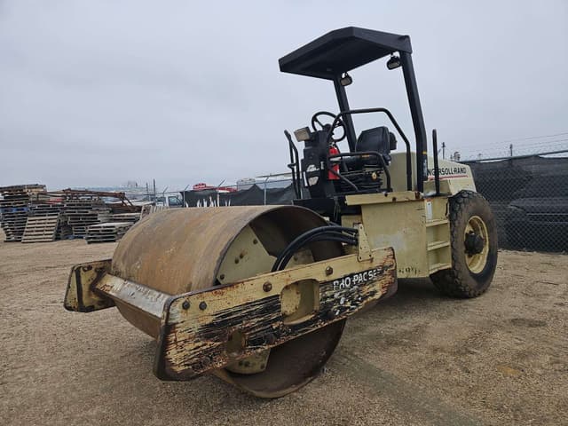 Image of Ingersoll Rand SD70 equipment image 1