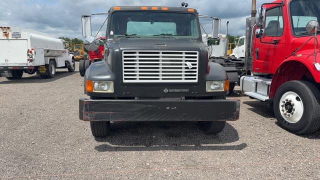 Image of International 4700 equipment image 1