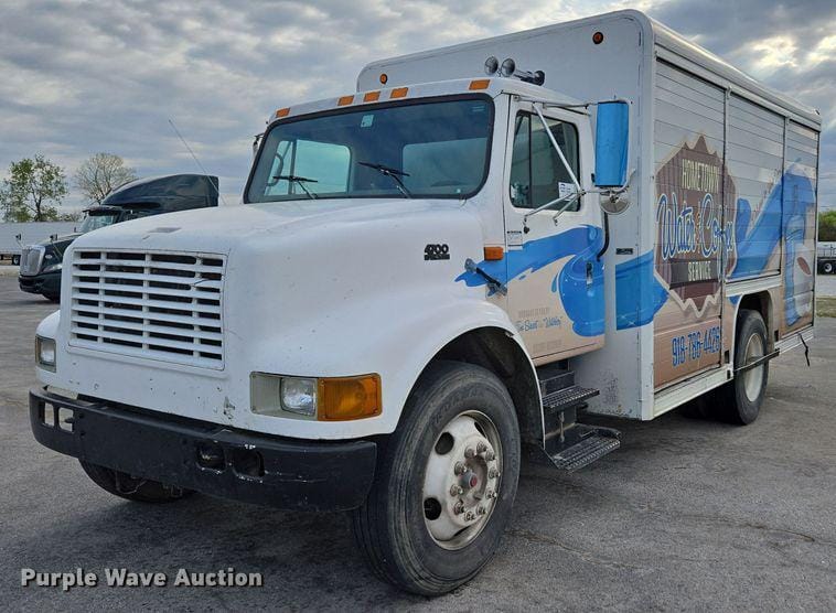 Main image International 4700