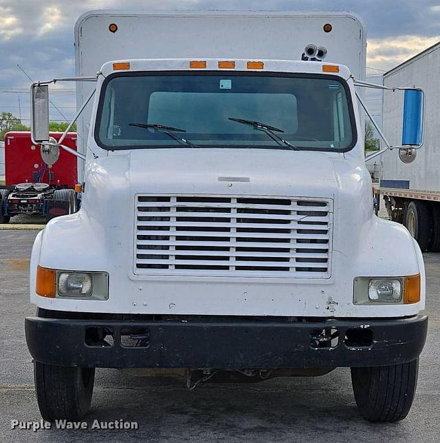 Image of International 4700 equipment image 1
