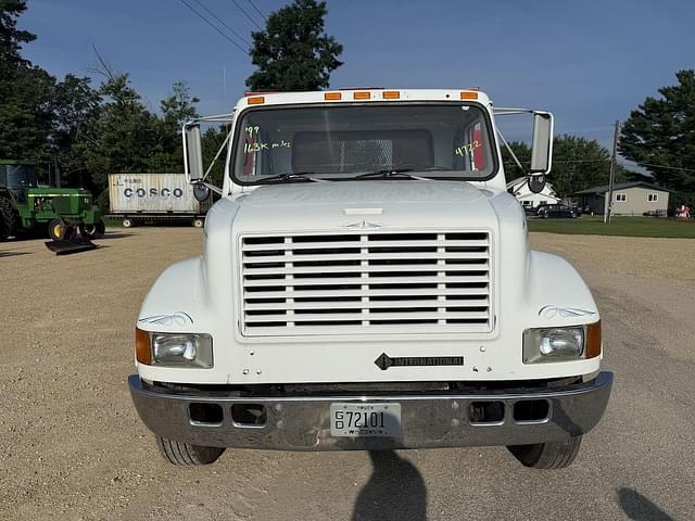 Image of International 4700 equipment image 1