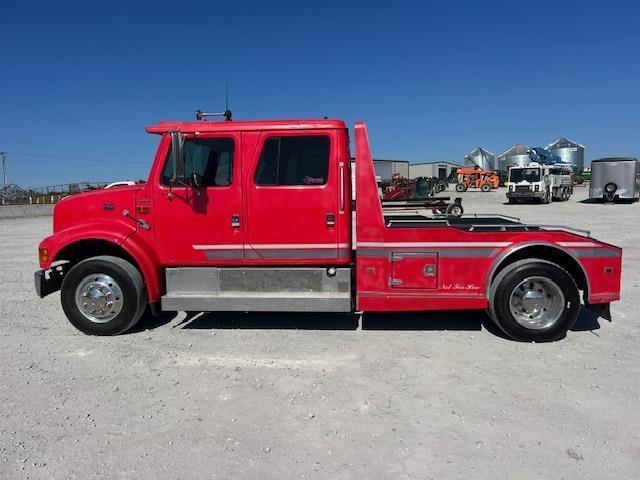 Image of International 4700 equipment image 1