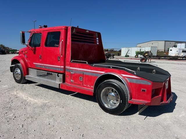 Image of International 4700 equipment image 2