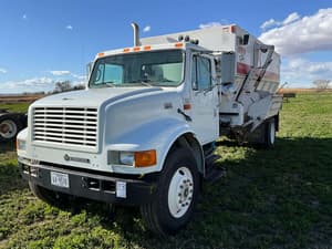 1999 International 4700 Image