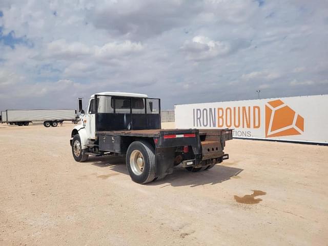 Image of International 4700 equipment image 2