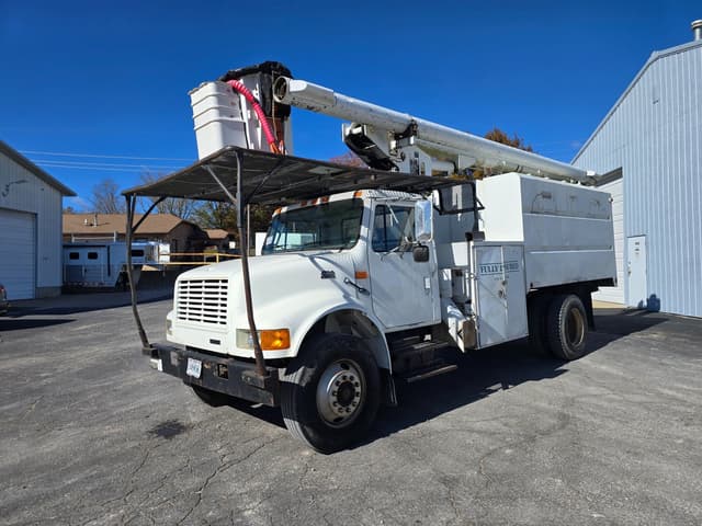 Image of International 4700 equipment image 2