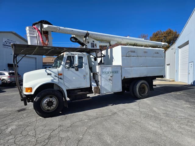 Image of International 4700 equipment image 4