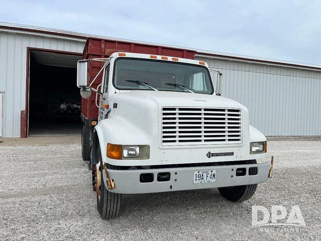 Image of International 4700 equipment image 3