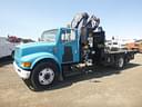 1999 International 4700 Image