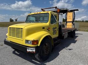 1999 International 4700 Image
